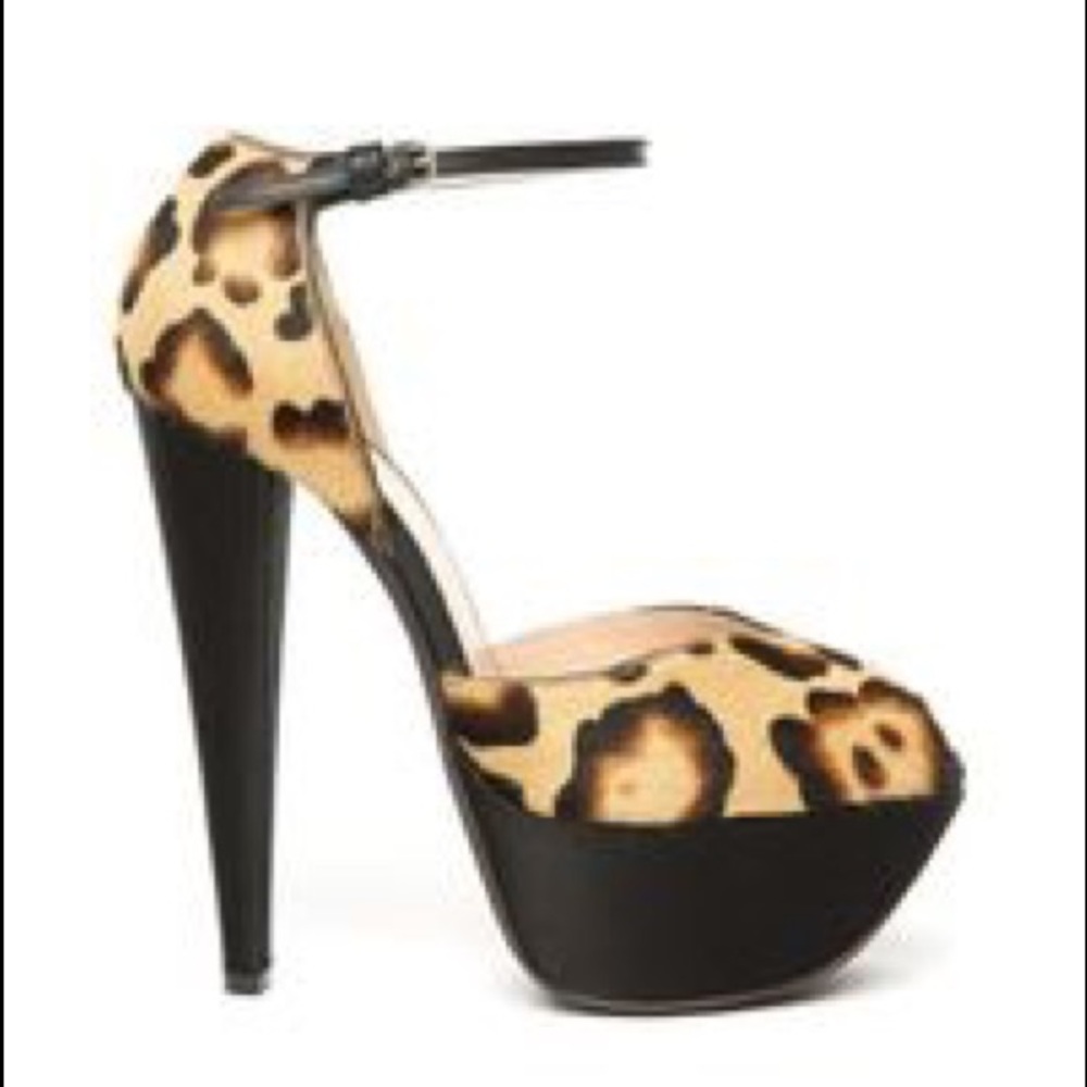 Giambattista Valli Leopard Heels